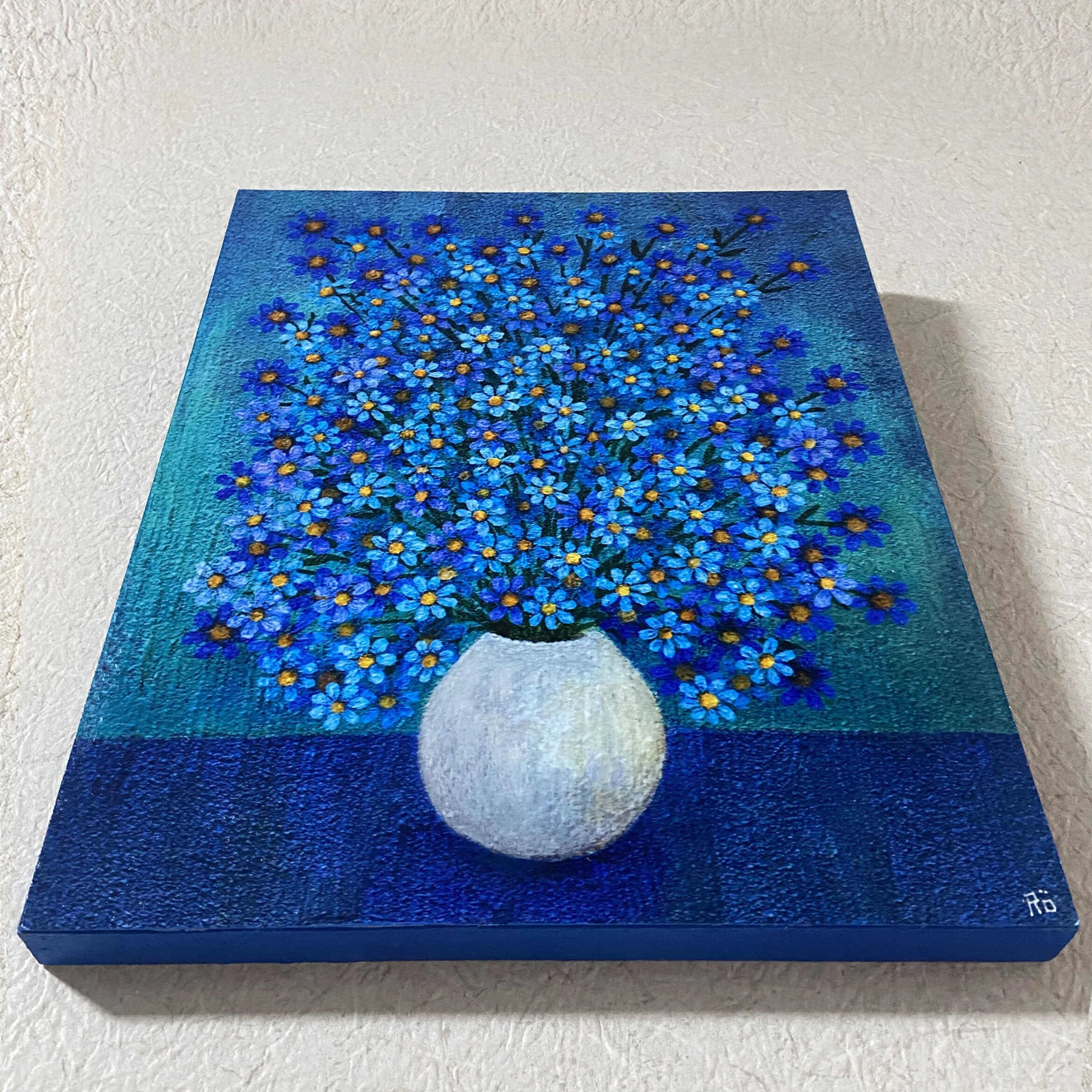 “Blue_flower_garden”